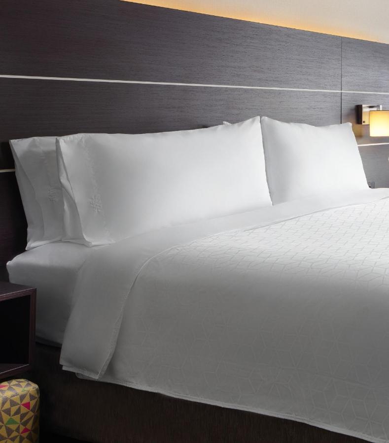 Holiday Inn Express Hotel & Suites Belmont By Ihg Esterno foto