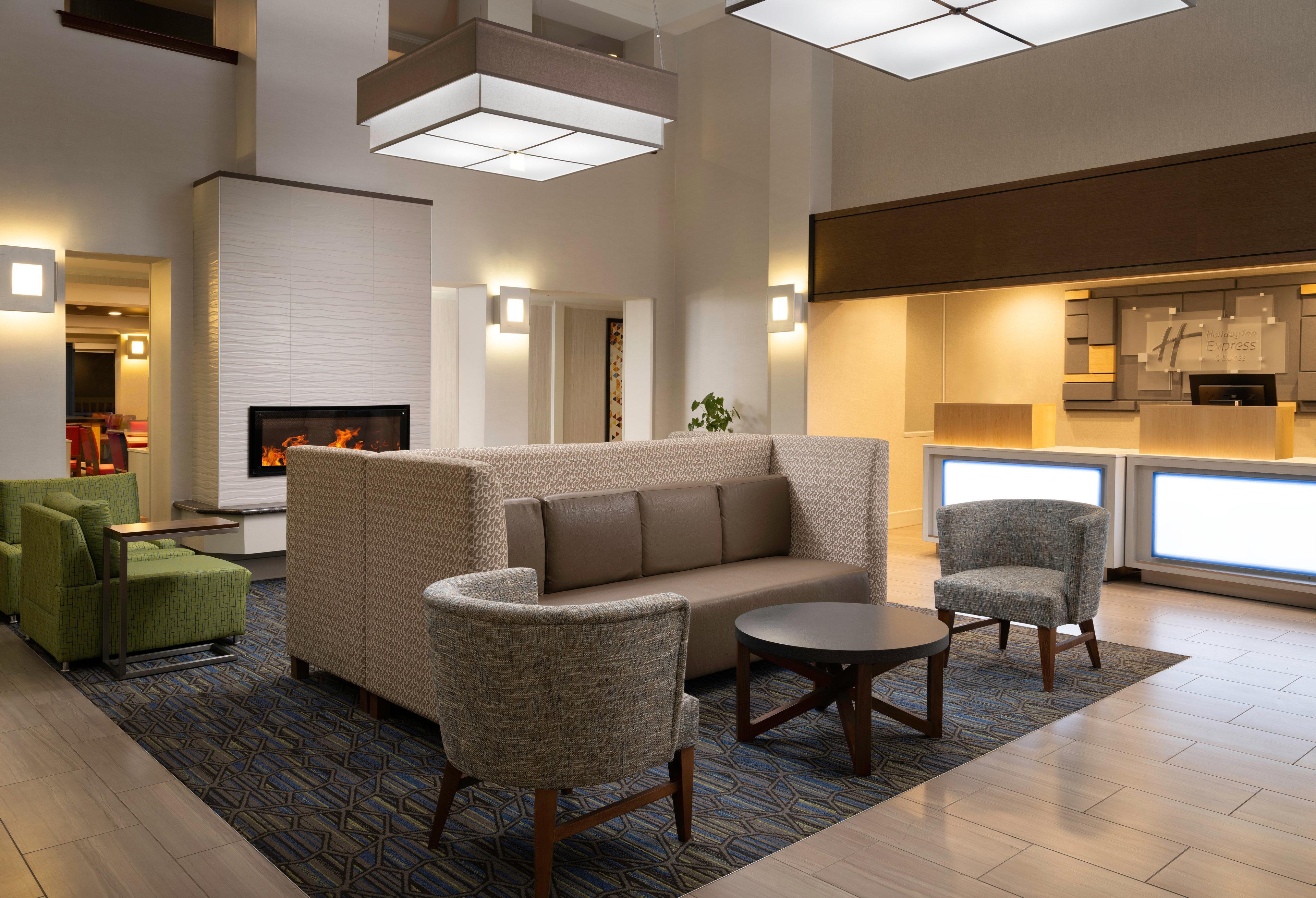 Holiday Inn Express Hotel & Suites Belmont By Ihg Esterno foto