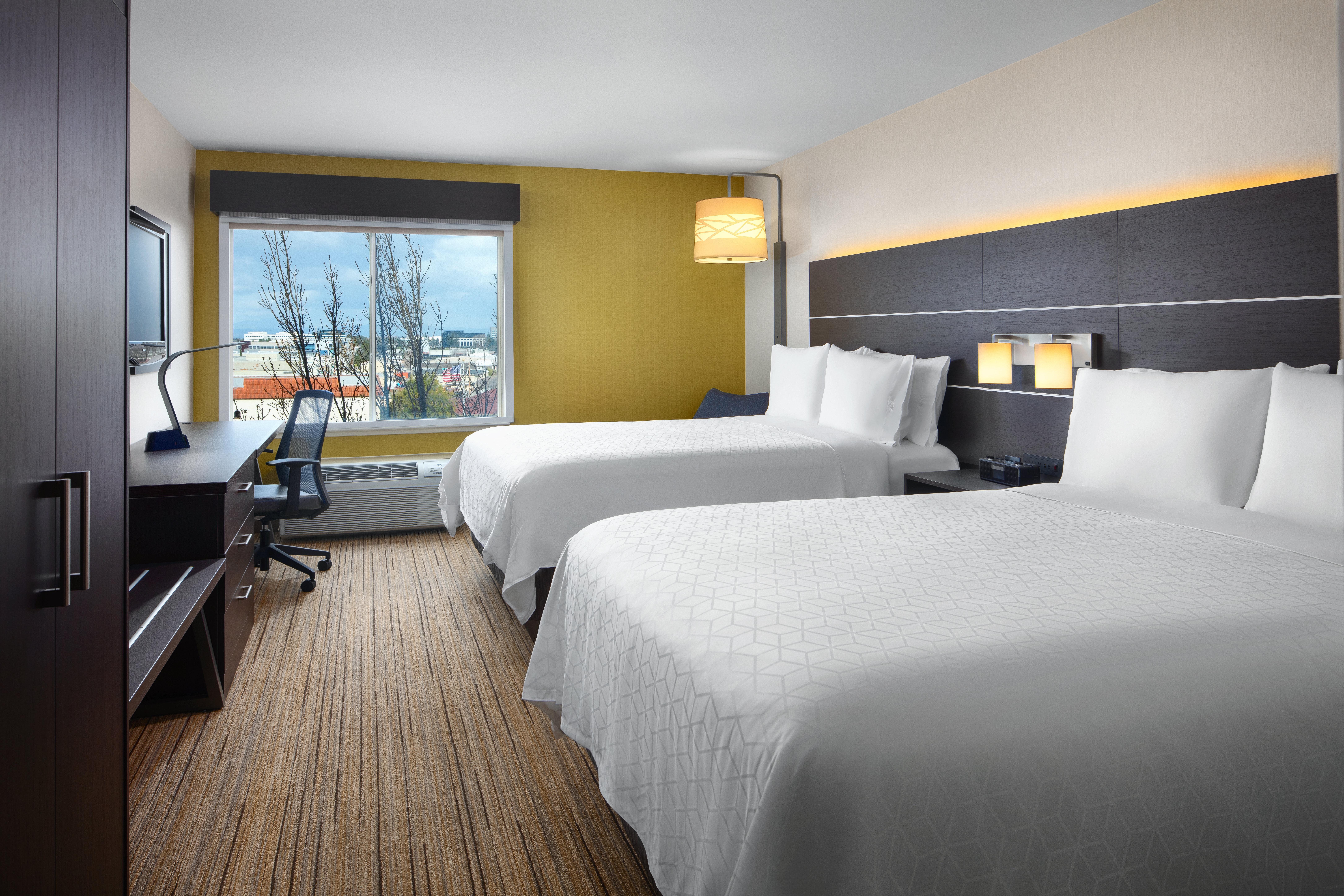 Holiday Inn Express Hotel & Suites Belmont By Ihg Esterno foto