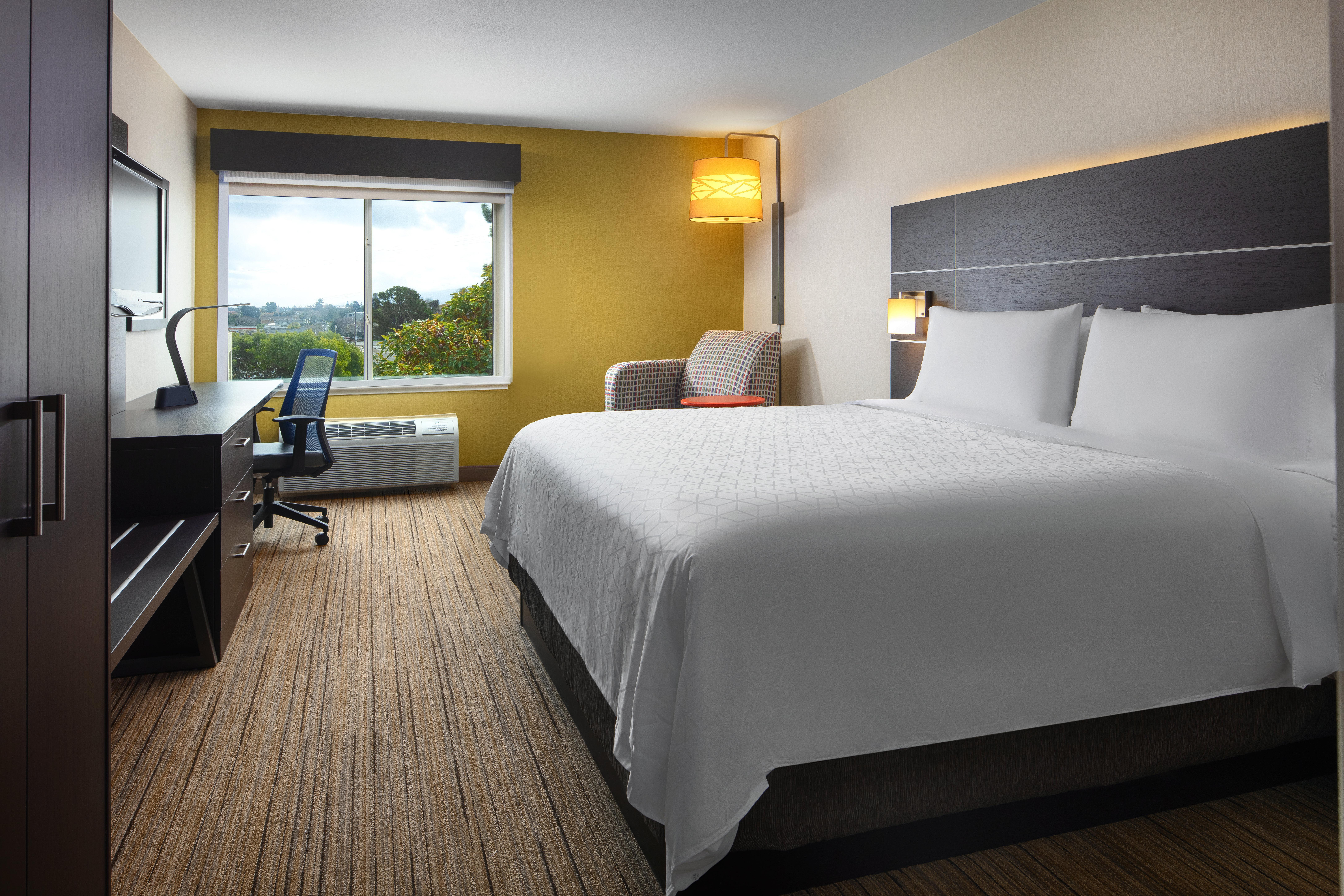 Holiday Inn Express Hotel & Suites Belmont By Ihg Esterno foto