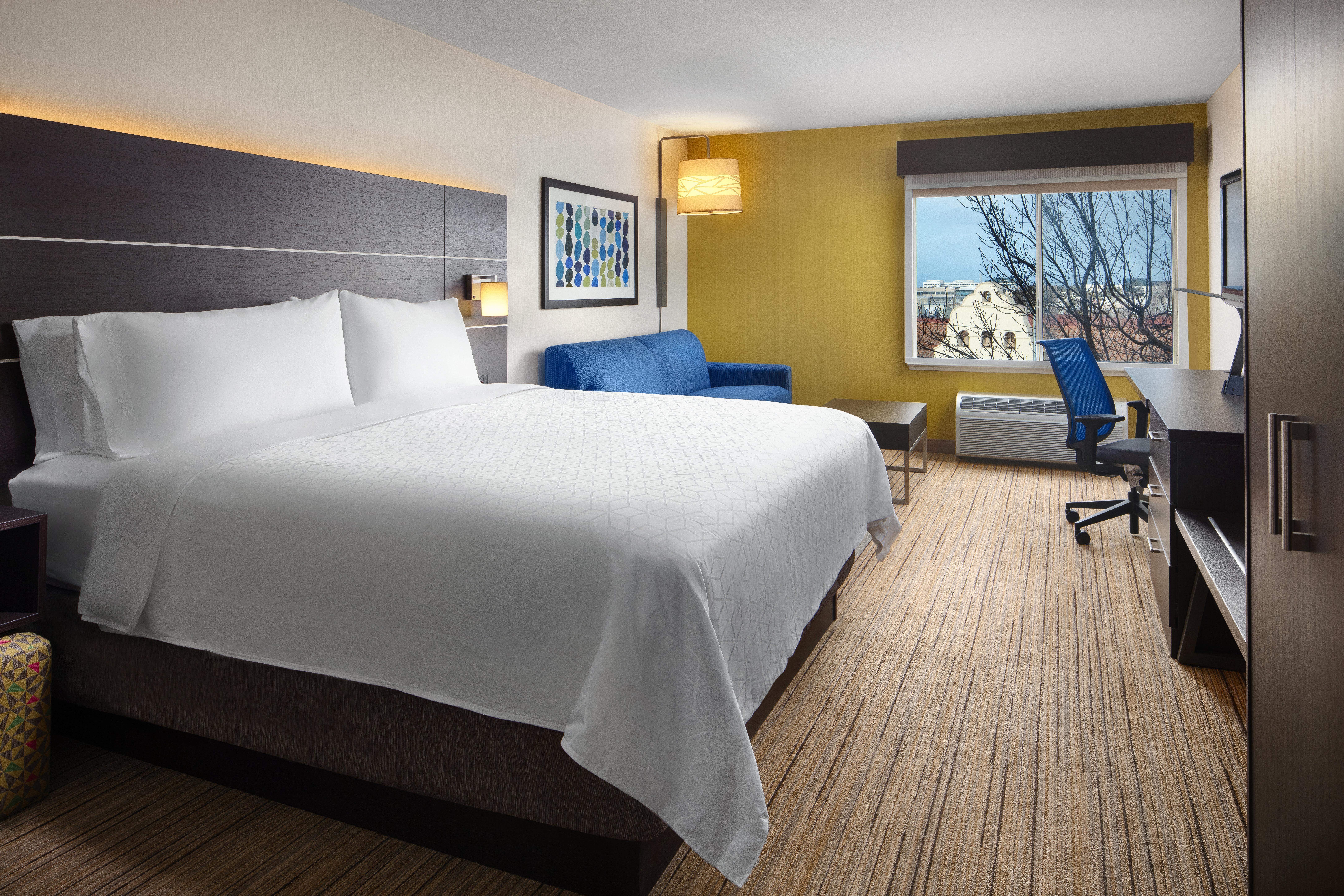 Holiday Inn Express Hotel & Suites Belmont By Ihg Esterno foto